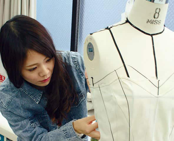 服飾造形（縫製）授業