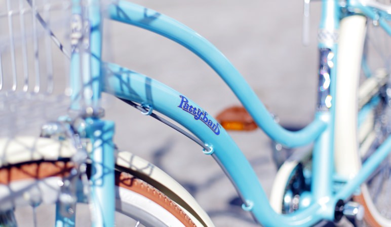 グラフィックデザイン実習（産学連携）1