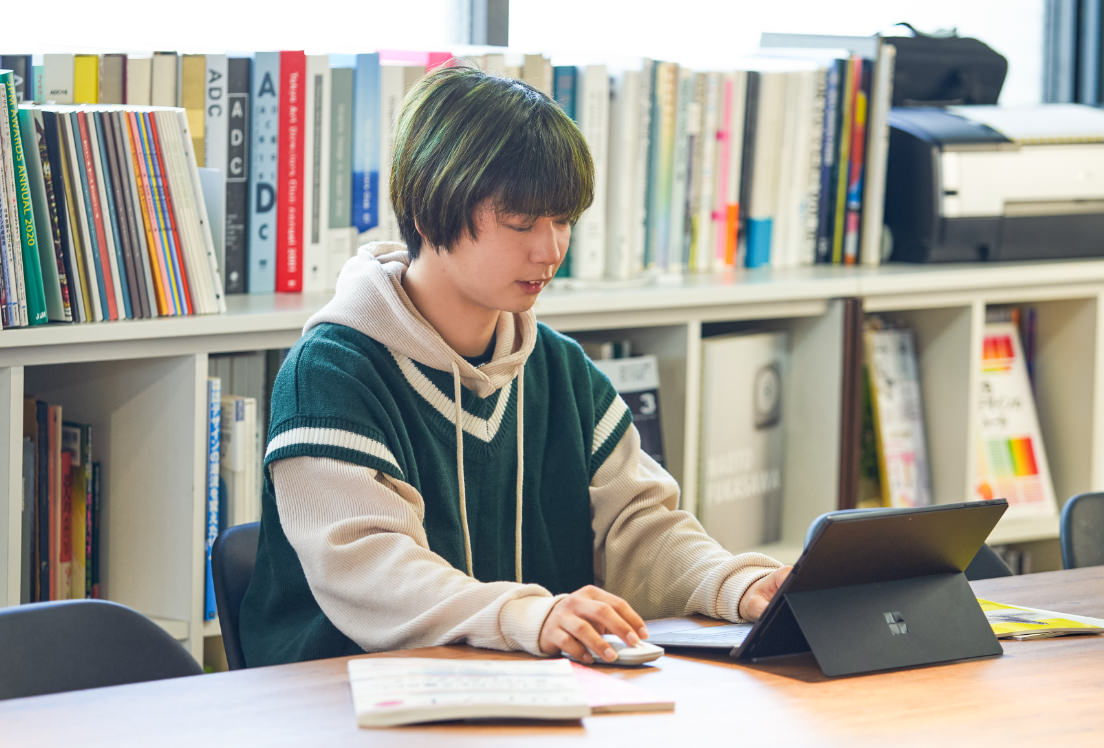 専攻別授業メディアワーク（イラストデザイン専攻）